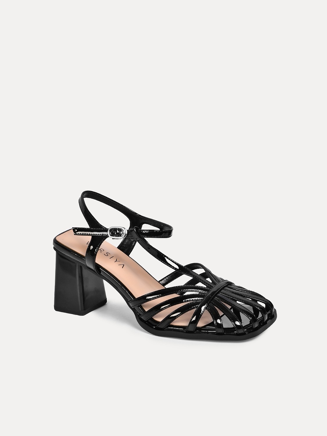 Босоножки (110-699)